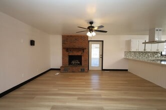 4018 N Oak Street Extension in Valdosta, GA - Building Photo - Building Photo