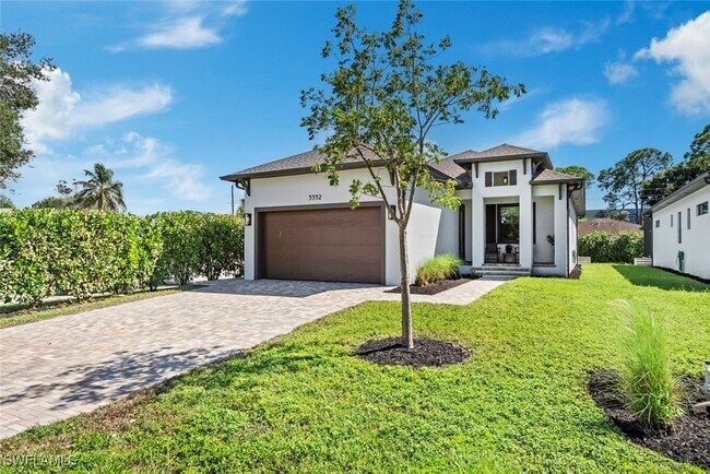 3552 Hibiscus Ave in Naples, FL - Building Photo - Building Photo