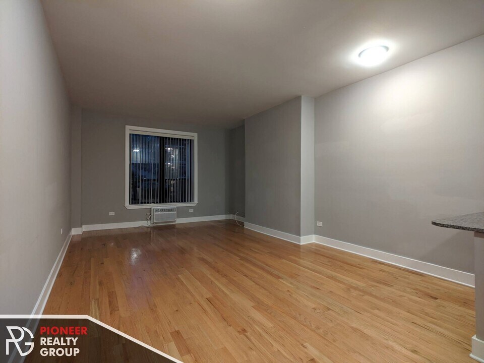 1427 N Dearborn St in Chicago, IL - Building Photo