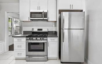 5427 Kinston Ave, Unit 5427 in Culver City, CA - Building Photo - Building Photo