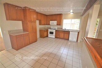 20827 Calwood St in Santa Clarita, CA - Foto de edificio - Building Photo