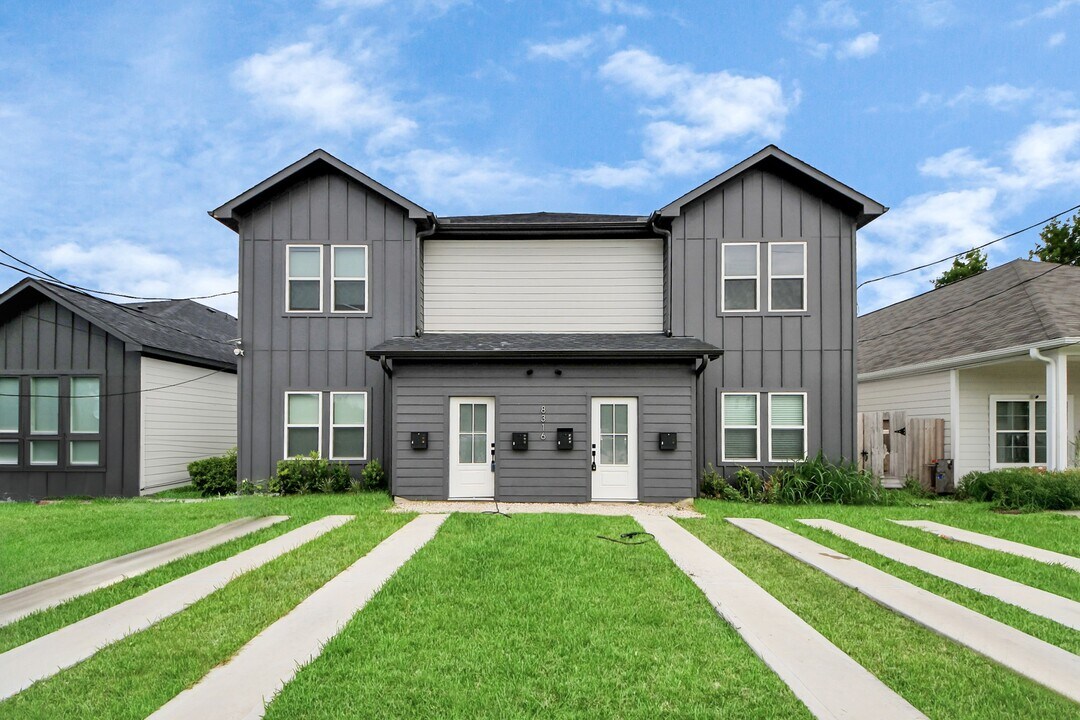8316 Corinth St in Houston, TX - Foto de edificio
