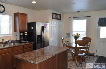 9080 Red Baron Blvd in Reno, NV - Building Photo - Building Photo