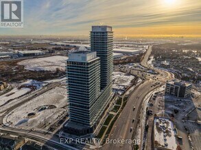 15 Skyridge Dr in Brampton, ON - Building Photo - Building Photo