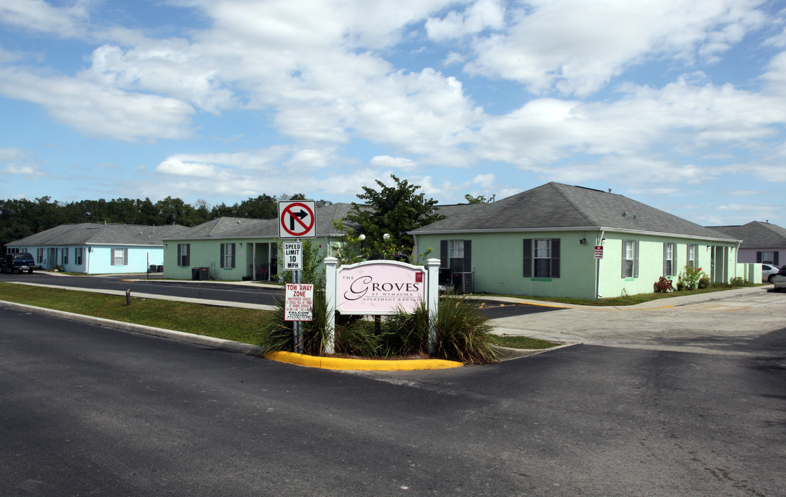 The Groves at Wimauma in Wimauma, FL - Foto de edificio