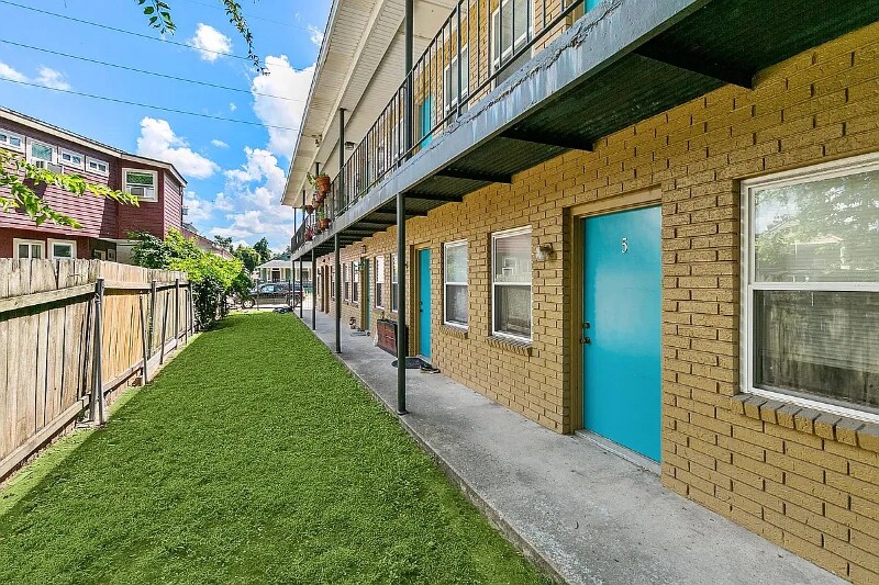 1118 Monroe St in New Orleans, LA - Building Photo
