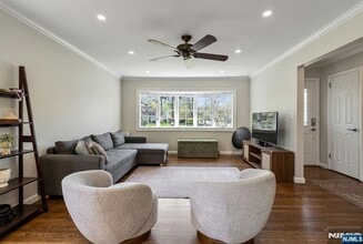 542 Nagle St in Ridgewood, NJ - Building Photo - Building Photo