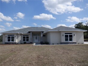 1385 E Triple Crown Loop in Hernando, FL - Building Photo - Building Photo