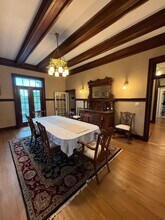 2021 Rivermont Ave in Lynchburg, VA - Foto de edificio - Building Photo