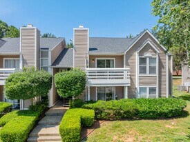9605 Vinca Cir in Charlotte, NC - Building Photo