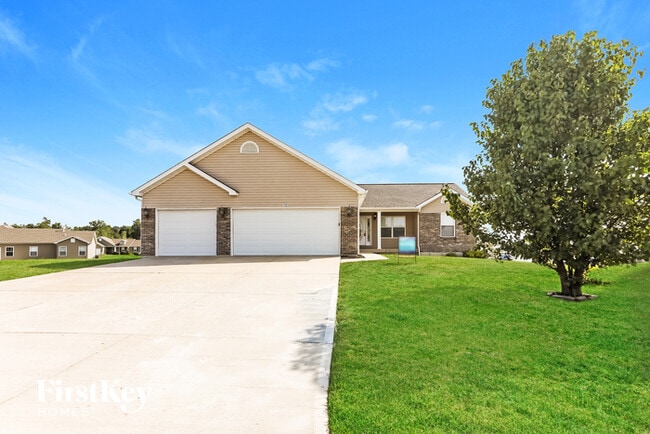 property at 112 Creek Hollow Way