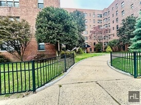 William Street in Mount Vernon, NY - Building Photo