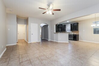 9202 Hidden Lake Cir in Magnolia, TX - Building Photo - Building Photo