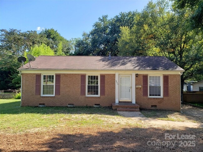 property at 4409 Brooktree Dr