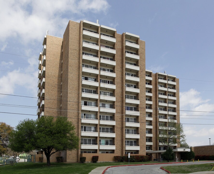 Fair Avenue Apartments in San Antonio, TX - Foto de edificio