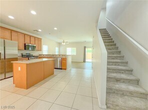 9037 Catching Ct in Las Vegas, NV - Building Photo - Building Photo