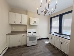 58 Downing St, Unit 33 in Newark, NJ - Building Photo - Building Photo