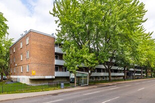 6101 Léger Boul in Montréal, QC - Building Photo