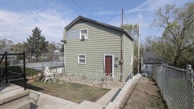 651 Bigelow St in Pittsburgh, PA - Building Photo - Building Photo