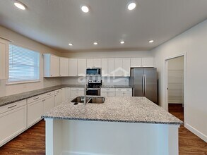 2286 E Wild Horse Way in Eagle Mountain, UT - Building Photo - Building Photo