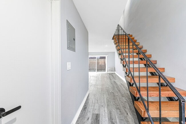 13392 Magnolia St in Garden Grove, CA - Building Photo - Building Photo