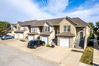 1101-1281 N Mart-way Dr in Olathe, KS - Building Photo - Building Photo