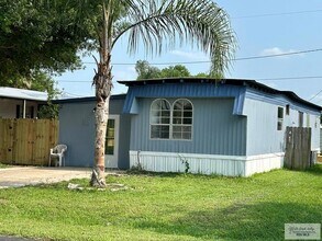 15702 Orange Dr in Harlingen, TX - Building Photo - Building Photo
