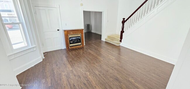 126 S Rebecca Ave in Scranton, PA - Building Photo - Building Photo