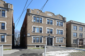 Vine Street Apartments in Hartford, CT - Foto de edificio - Building Photo