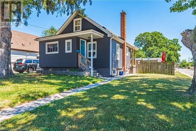 property at 211 Walter Ave S