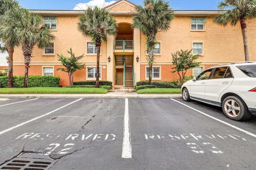 101 25th Ave S in Jacksonville Beach, FL - Building Photo