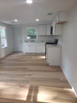 3707 Blackstone Ave in Rockford, IL - Building Photo