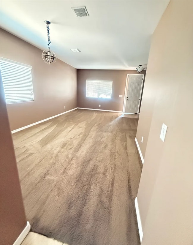 371 W Flame Tree Ave in San Tan Valley, AZ - Building Photo - Building Photo