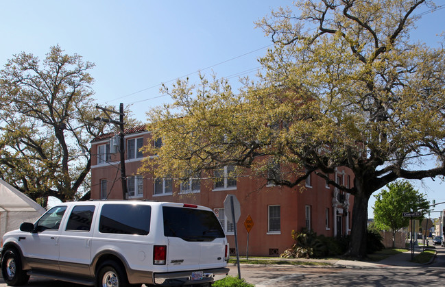 614 Metairie Rd in Metairie, LA - Building Photo - Building Photo