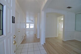 1401 Haley Gray Dr in Pflugerville, TX - Building Photo - Building Photo