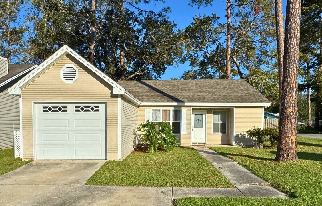 139 Spinnaker Cir in Kingsland, GA - Building Photo