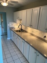 225 S Rohlwing Rd, Unit 607 in Palatine, IL - Building Photo - Building Photo