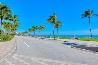 2051 SE 3rd St in Deerfield Beach, FL - Building Photo - Building Photo