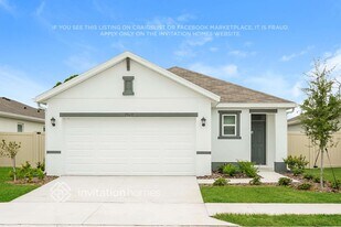 7929 Majestic Palms Ct in Venice, FL - Building Photo