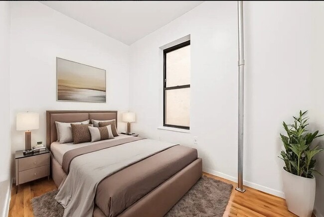 284 Mulberry St, Unit 20 in New York, NY - Foto de edificio - Building Photo