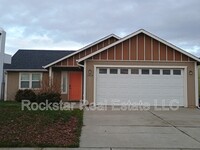 12424 W Meadow Ct in Airway Heights, WA - Foto de edificio - Building Photo