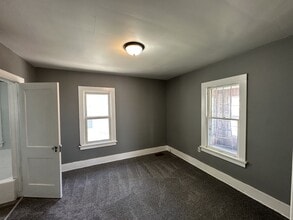 304 E Virginia Ave in Peoria, IL - Building Photo - Building Photo