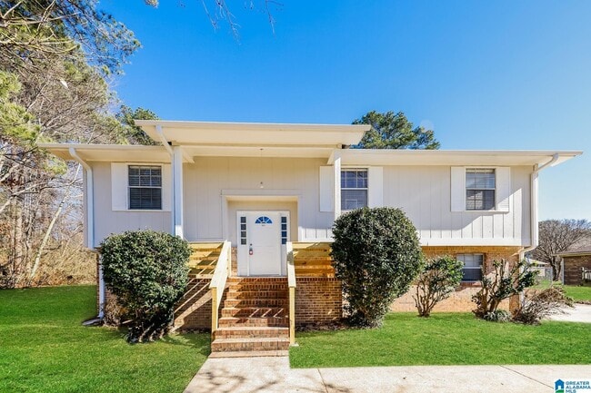 property at 2813 Sayers Rd