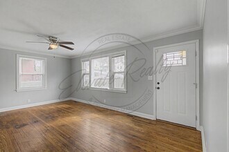 1020 Buck Dr in Clarksville, TN - Foto de edificio - Building Photo