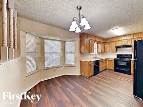 8213 Meadowbrook Dr in Watauga, TX - Building Photo - Building Photo