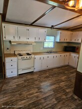 1600 Christian Church Rd in Brandenburg, KY - Building Photo - Building Photo