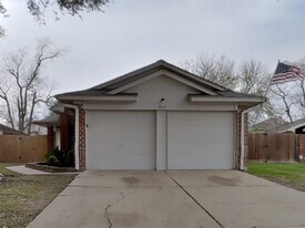 6615 Laurel Glen Dr in Katy, TX - Building Photo