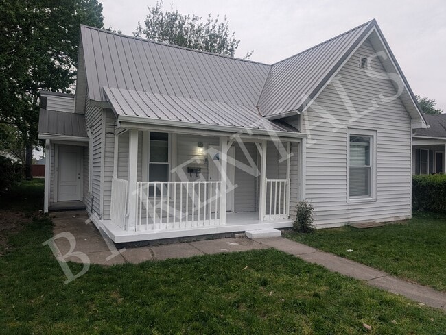 property at 615 N Blish St