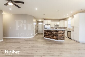 13360 N White Cloud Ct in Camby, IN - Foto de edificio - Building Photo