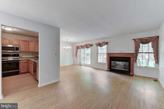 16 Coriander Dr in Princeton, NJ - Building Photo - Building Photo